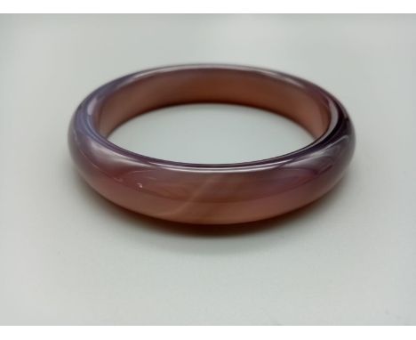A deep lavender jade bangle, weight: 52g, diameter: 6.5cm 