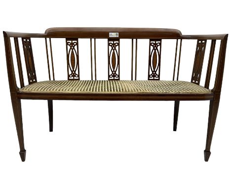 Edwardian inlaid mahogany two-seat salon sofa, curved back and arms inlaid with boxwood stringing, vertical slat back with pi