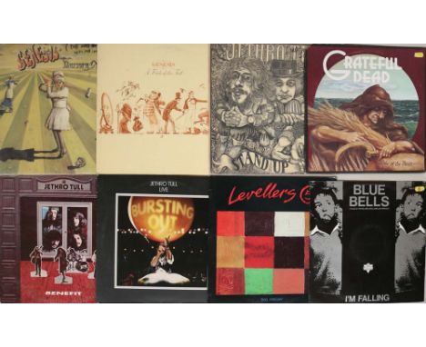 ROCK/PROG - LPs/12". Fantastic collection of around 100 LPs including a few 12". Artists/titles include Genesis (Nursery Crym