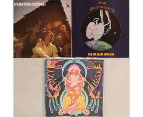 PROG/SPACE/BLUES-ROCK RARITY LPS. Finely tuned selection of 3 x extremely well presented LPs. Titles are Van Der Graaf Genera