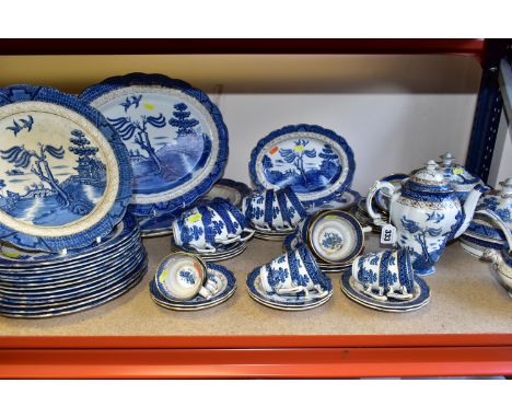 A  QUANTITY OF BOOTHS 'REAL OLD WILLOW'  A 8025 PATTERN DINNERWARE AND TEAWARE, comprising a coffee pot, two covered tureens,