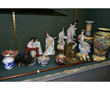 A GROUP OF ORIENTAL CERAMICS AND SUNDRY ITEMS, to include five oriental figurines depicting ladies reading, playing a lute, a