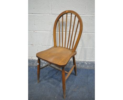 A SINGLE ERCOL ELM AND BEECH KITCHEN CHAIR