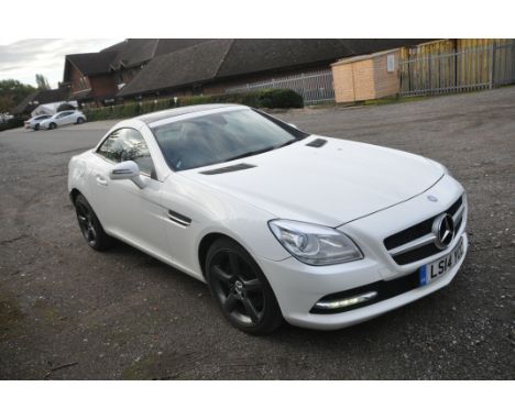 A 2014 MERCEDES SLK250 CDi BLUE EFFICIENCY CONVERTIBLE SPORTS CAR in White, with 2143cc Diesel engine, Automatic gearbox, fir