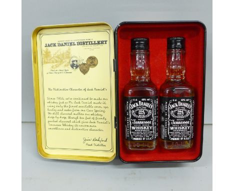 A Jack Daniels Whiskey gift set, two 50ml bottles in tin