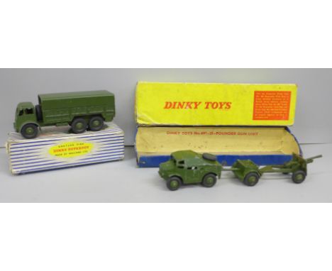 Two Dinky Toys, 622 10-Ton Army Truck and 697 25-Pounder Field Gun Set, boxed