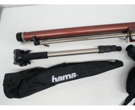 A tripod, Hamo Monopod spotting scope and projector screen **PLEASE NOTE THIS LOT IS NOT ELIGIBLE FOR IN-HOUSE POSTING AND PA