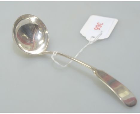 A George III silver toddy ladle, Edinburgh 1814, bears makers mark C.D., approx weight 0.9 troy ounces