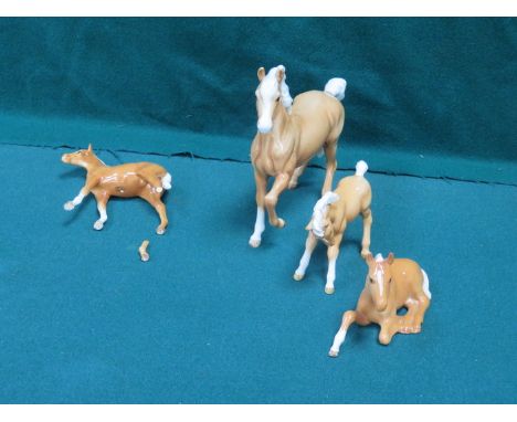 VARIOUS BESWICK GLAZED CERAMIC PALOMINO HORSES (ONE AT FAULT) 