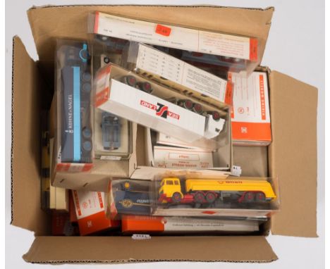 Wiking (Germany) a collection of HO scale model cars and commercial vehicles:, including Nr 2140 Motorboat and land transport