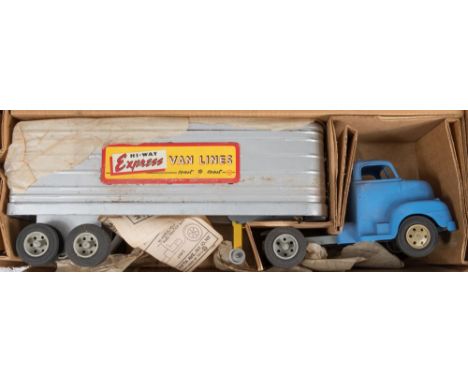 Marx Toys (USA)  a large scale tinplate Tractor-Trailer Truck in 'Hi-Way Express' livery:, blue tractor  and aluminium traile