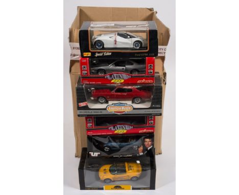 Majorette, Maisto and others a boxed group of 1/18th scale model cars:, including a Chrono Lotus Exige and a UT James Bond 'G