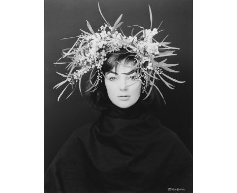  GENIA RUBIN 1906-2001 Moda 1938 Stampa fotografica gelatina sali d’argento. Stampata c. 1980. Firma dell’autrice al recto, 4