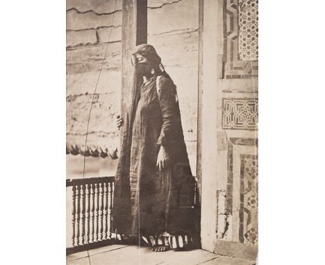  ANONIMO XIX sec. Veiled women Egypt c. 1860-1880 Quattro stampe fotografiche vintage. Una stampa salata leggermente albumina