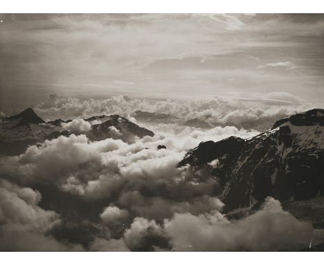  VITTORIO SELLA 1859-1943 Catena del Monte Rosa c. 1880-1890 Stampa fotografica vintage alla gelatina sali d’argento. Timbro 