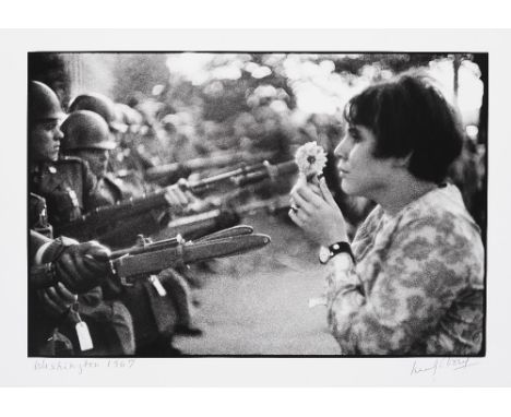  MARC RIBOUD 1923 Washington 1967 Stampa fotografica alla gelatina sali d’argento, stampata c. 1980. Firma, titolo e data al 