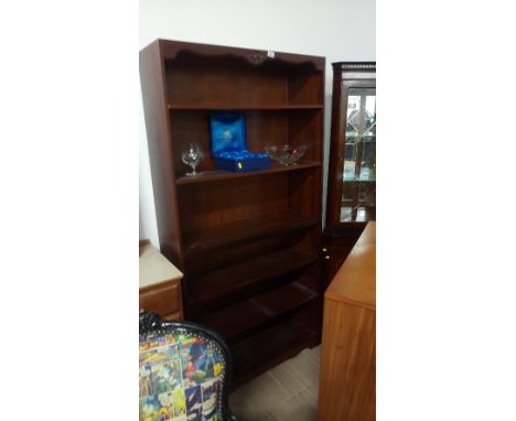 MAHOGANY 5 SHELF BOOKCASE