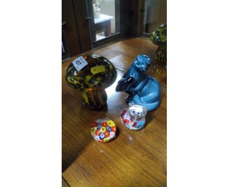 3 X PAPERWEIGHTS & POOLE POTTERY - OTTER