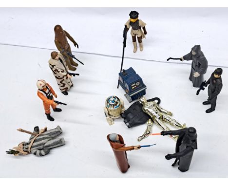 Assortment of Kenner Star Wars vintage complete action figures. Condition fair to good