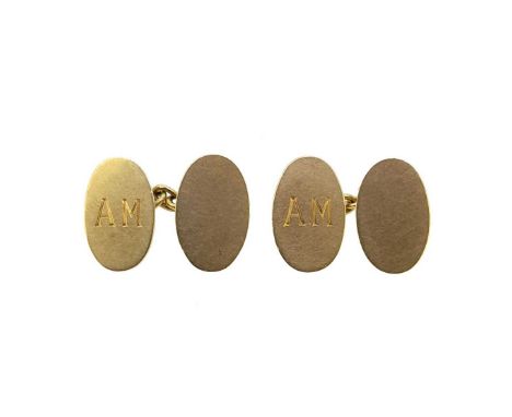 of oval form, with one link engraved with the initials 'A.M', 1.8 x 1.1cm, chain connections, hallmarked Birmingham, 18ct gol
