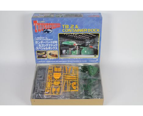 Aoshima - Carlton - Happinet - A boxed Thunderbird 2 &amp; Container Dock model kit in 1:350 scale. # 03315-4800. The parts a