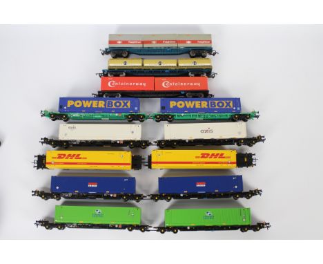 Bachmann - A rake of eight unboxed Intermodal and Container wagons. Lot includes five Bachmann Intermodal Flat wagons with co