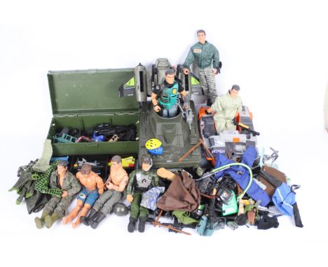 Hasbro - Sunny Smile - Action Man - A collection of Action Man items including two vehicles, one a vintage model by Sunny Smi