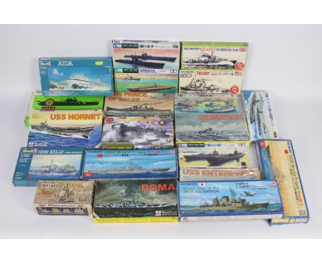 Airfix - Esci - Tamiya - Fujimi - 20 x boxed model ship kits in various scales including US Submarine Gato Class in 1:700 sca