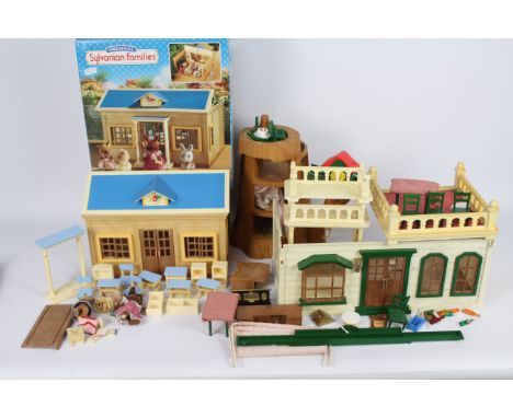 Epoch - Sylvanian Families - a boxed Village School with 3 x figures # 4916, an unboxed Tree House and an unboxed Harvester R
