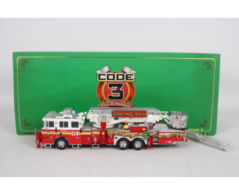 Code 3 Collectibles - A boxed Christmas 2009 limited edition of a 2006 Seagrave Commander II Aerialscope 75 foot Tower ladder