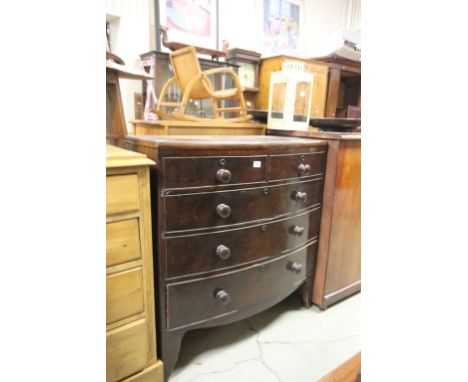 Early 19th century Mahogany Bow Fronted Chest of Two Short over Three Long Drawers
