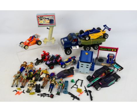 Kenner - Mask - Lannard - A collection of models including Goliath, Billboard Blast, The Collector, Iguana, Pit Stop Catapult