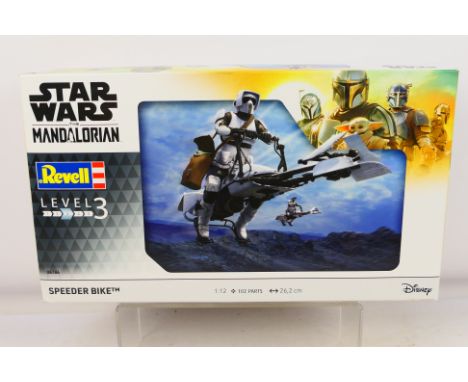 Revell - Star Wars - A boxed factory sealed Revell #06786 Star Wars Mandalorian 'Speeder Bike' 1:12 scale model kit. The kit 
