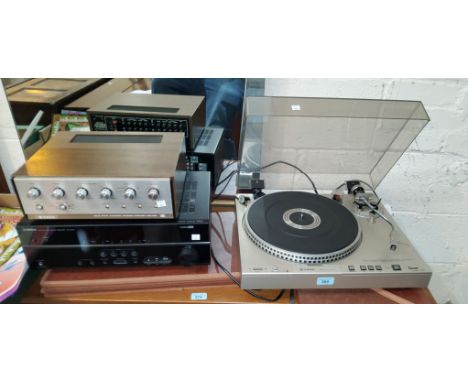 A Trio KD-4100 R record deck; a Trio 4 channel Decoder - Amplifier KSG - 400; a Yamaha receiver RX-V373 