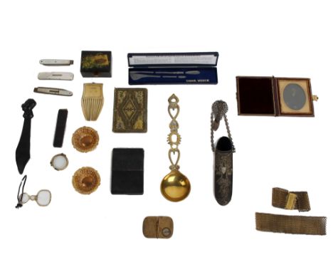 A collection of miscellaneous items to include a roman surgical kit, bone comb, pen knives etc.  