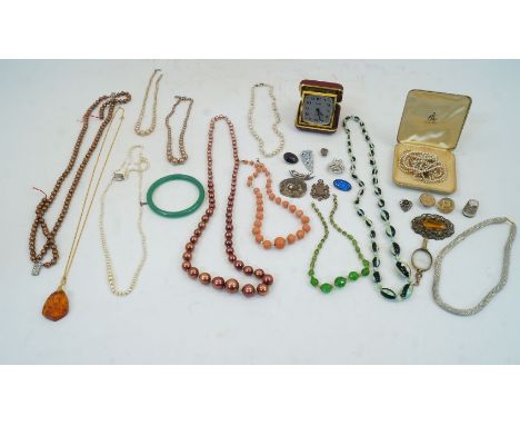 A collection of costume jewellery, to include cultured and faux pearl necklaces, agate brooch, earrings, glass bangle, paste 