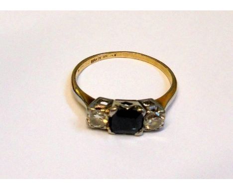 Ladies 18ct Gold Sapphire & Diamond Ring, size M 