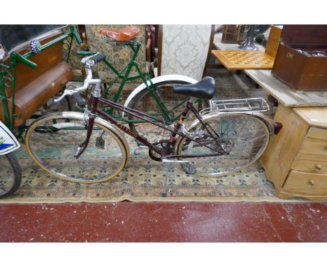 Vintage Raleigh ladies bicylce 