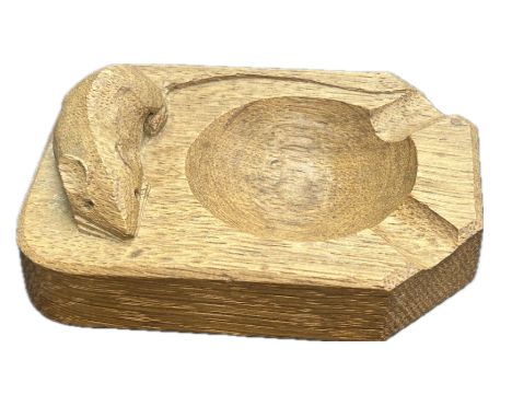 Robert Thompson (Mouseman) ashtray 10.5 cm 