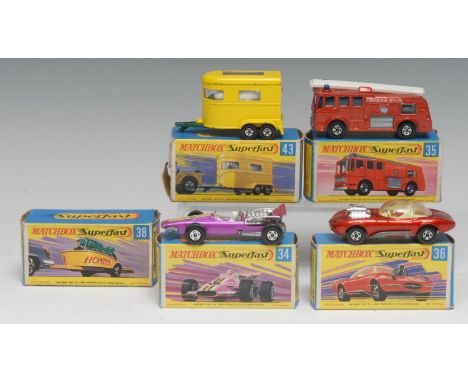 Matchbox Superfast 1-75 models, comprising 34 Formula 1 Racing Car, metallic pink body with No.16 decal, white plastic racing