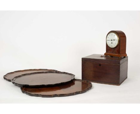 A mahogany bracket clock with a domed top, the movement marked RA and 96161 and Made in France, 16.5cm wide, 10cm deep, 21cm 