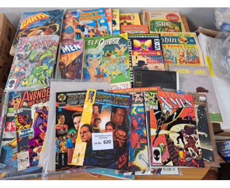 Collectables; Comics: Mixed lot of comics including Marvel, graphic novels, Star Trek, Star Wars, X Men; 100+ items, generall