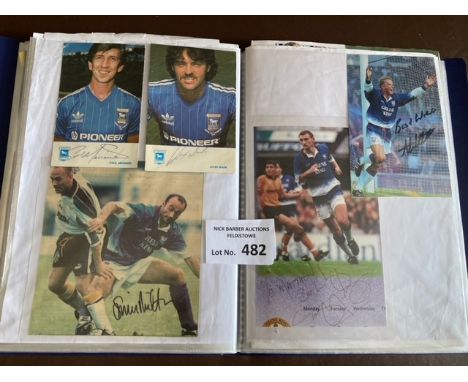 Sports Memorabilia; Football: Ipswich Town autograph folder, many signatures including Kiwonya, Mariner, Stockwell, Dozzell, 