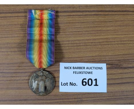 Collectables; Militaria: WW1 Victory medal; a scarce example for Portugal, toned.