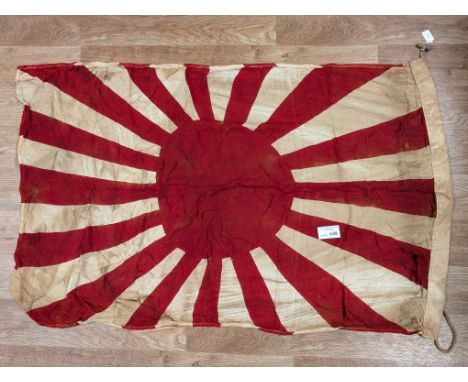 Collectables; Militaria: Japan WW2 Rising sun flag, 5 feet long, needs an iron.
