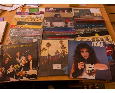 Records: 25x mainly Rock albums, including The Jam, Bob Dylan, Neil Young, etc.
