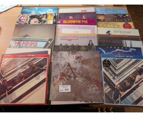 Records: 25x mainly Rock albums, including Fleetwood Mac, Bob Dylan, The Who, etc.