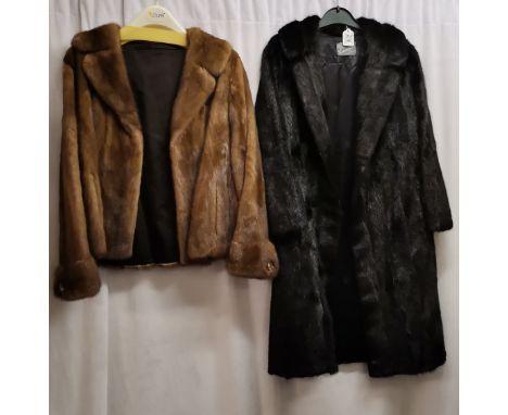 Black mink short coat t/w light brown short mink coat 