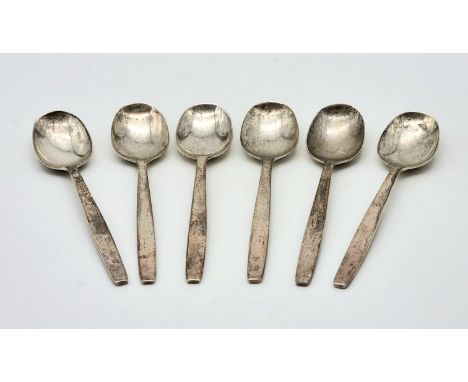 A Set of Six Vintage Silver Spoons. Hallmarks for Sheffield. 72.46g total weight. 