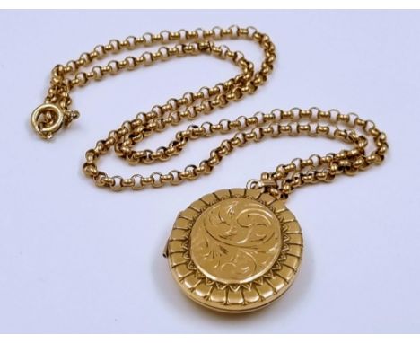 A VINTAGE 9K GOLD LOCKET ON A 48cms 9K GOLD BELCHER CHAIN.  21gms 
